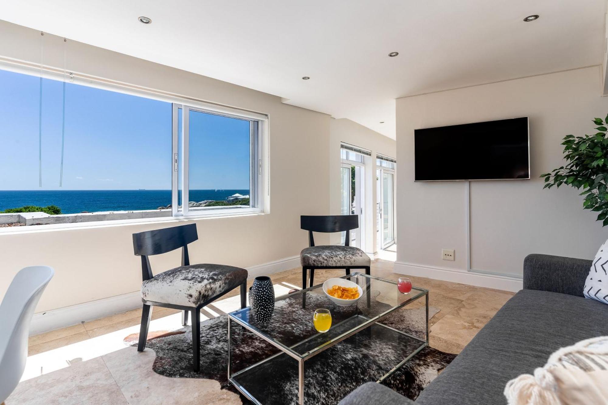 Sunset Cove - With Spectacular Sea Views *